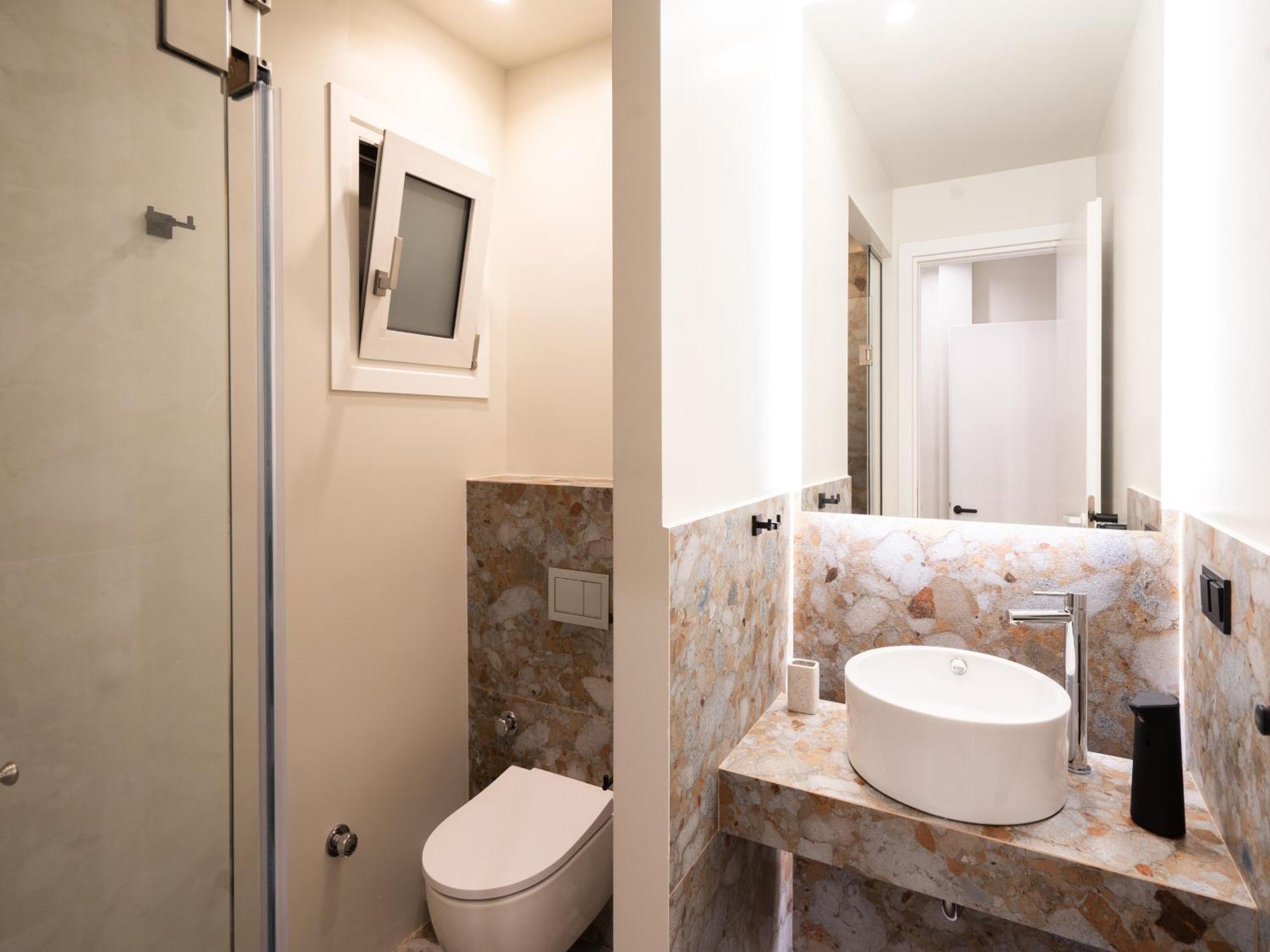 A Place 4U No6 - City Escape With Balcony Lounge & Open Living Space Athens Exterior photo