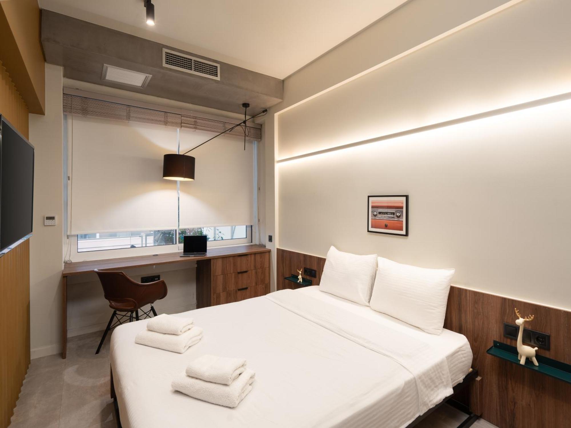 A Place 4U No6 - City Escape With Balcony Lounge & Open Living Space Athens Exterior photo