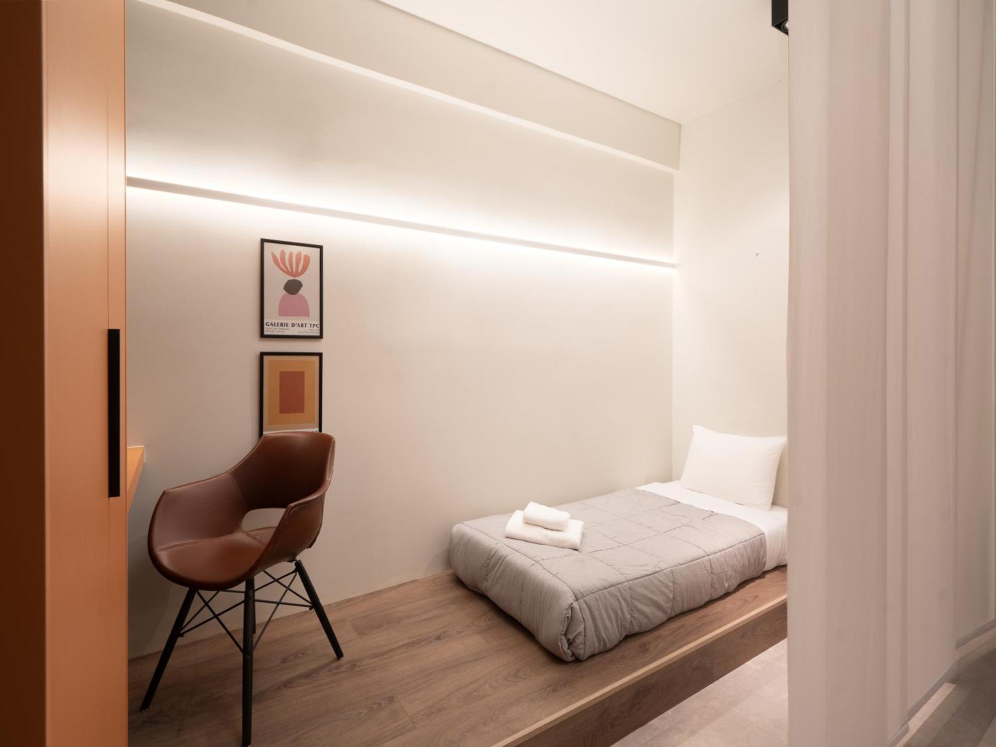 A Place 4U No6 - City Escape With Balcony Lounge & Open Living Space Athens Exterior photo